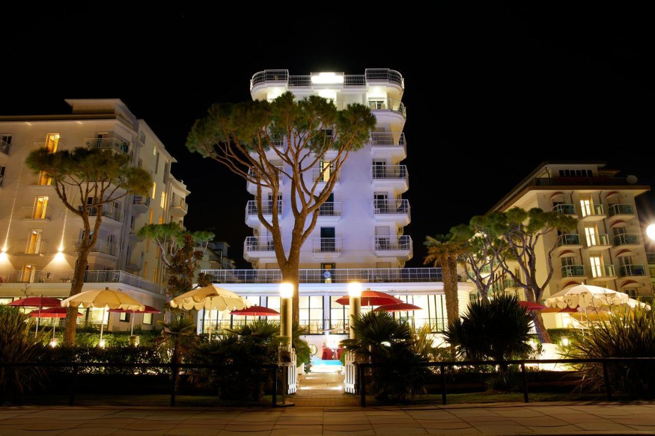 Termini Beach Hotel & Suites Τζεσόλο Λίντο Εξωτερικό φωτογραφία