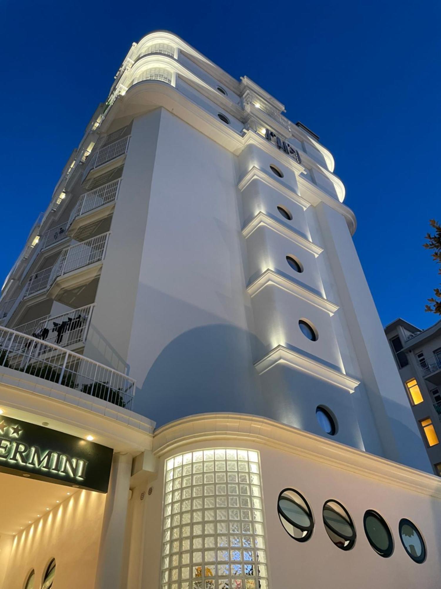 Termini Beach Hotel & Suites Τζεσόλο Λίντο Εξωτερικό φωτογραφία