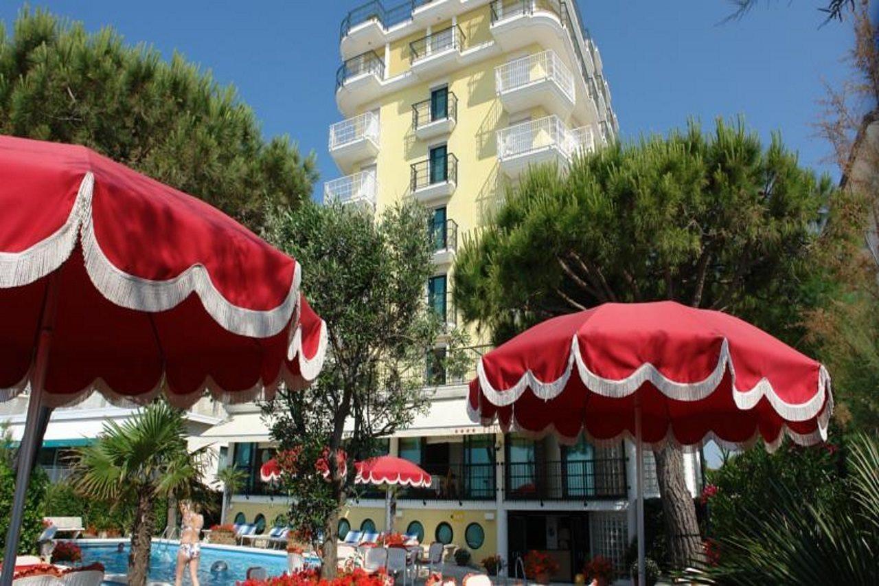 Termini Beach Hotel & Suites Τζεσόλο Λίντο Εξωτερικό φωτογραφία