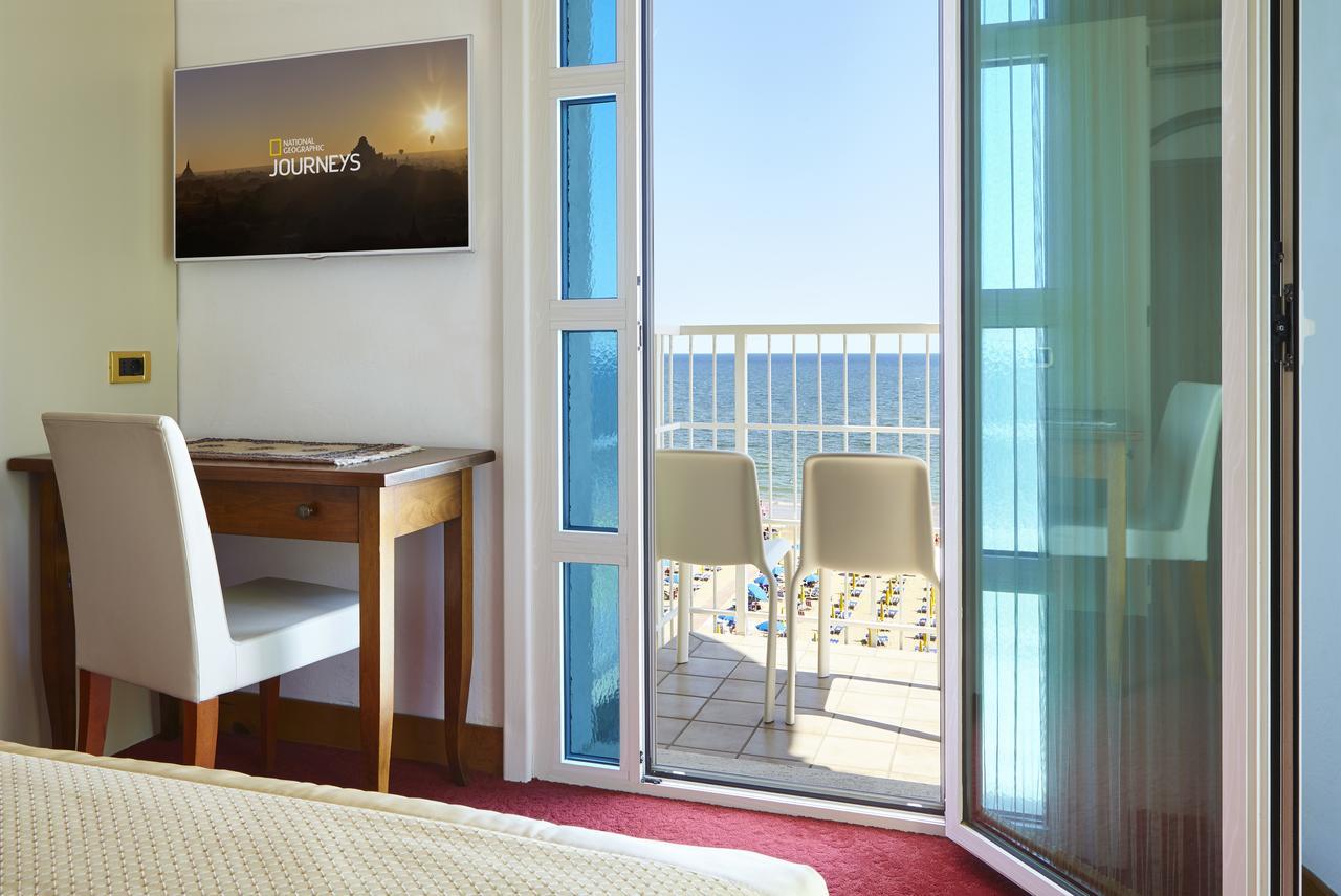 Termini Beach Hotel & Suites Τζεσόλο Λίντο Εξωτερικό φωτογραφία